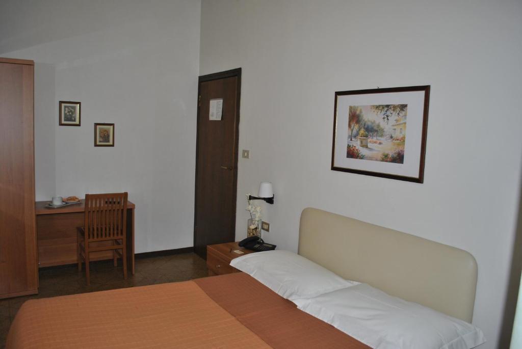 Albergo "Da Mario" Pianoro Room photo